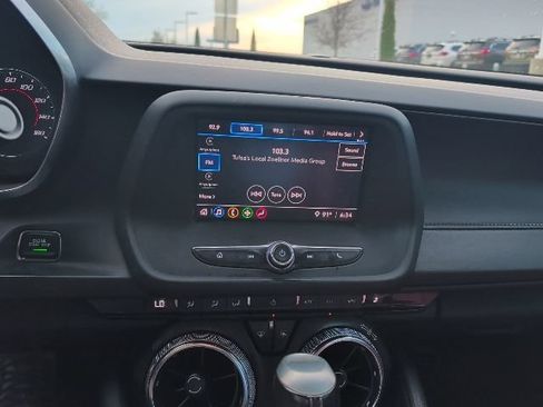 Used 2021 Chevrolet Camaro LT RWD image 12