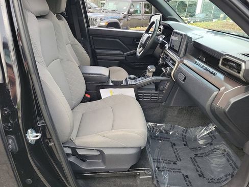 Used 2024 Toyota Tacoma SR5 image 15