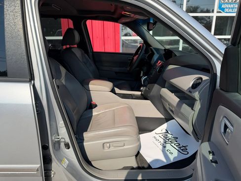 Used 2011 Honda Pilot Touring image 14