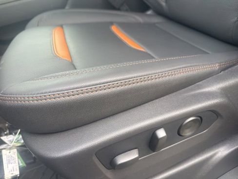 New 2026 GMC Sierra 1500 AT4 w/ AT4 Premium Package image 17