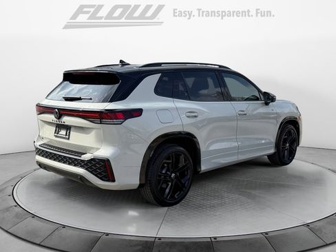 New 2026 Volkswagen Tiguan SE R-Line image 7