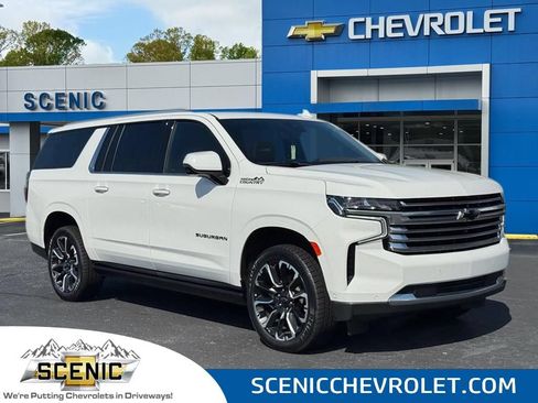 Used 2024 Chevrolet Suburban High Country w/ Advanced Technology Package AWD/4WD image 1