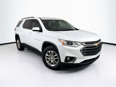 Used 2020 Chevrolet Traverse LT image 4