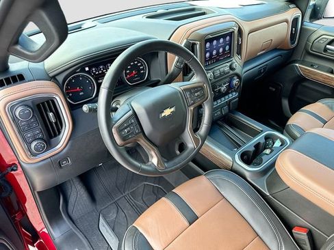 Used 2023 Chevrolet Silverado 2500 High Country w/ Safety Package II AWD/4WD image 9