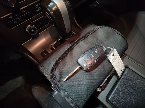 Used 2014 Ford Mustang GT w/ Brembo Brake Package image 31