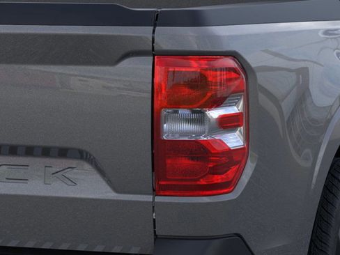 New 2025 Ford Maverick XLT image 22