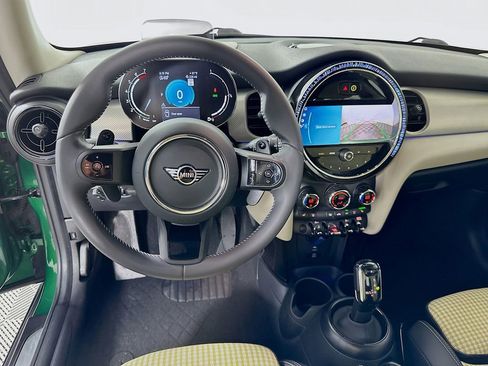 Used 2024 MINI Cooper S image 23