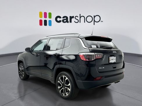 Used 2022 Jeep Compass Limited AWD/4WD image 3