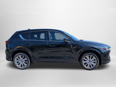Certified 2022 MAZDA CX-5 Signature AWD/4WD image 3