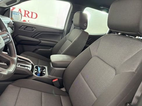 Used 2026 Chevrolet Colorado W/T w/ WT Custom Package image 11