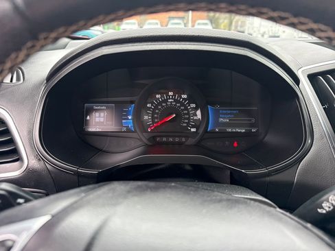 Used 2023 Ford Edge ST w/ Equipment Group 401A image 37