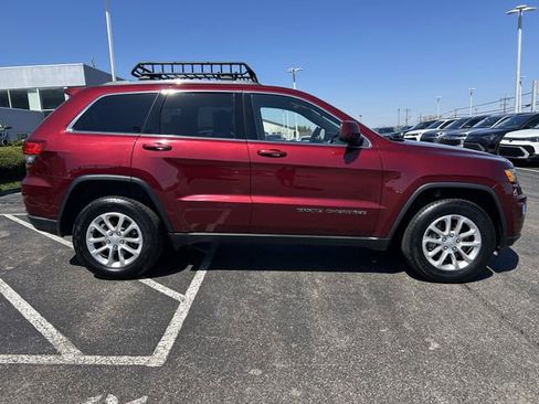 Used 2021 Jeep Grand Cherokee Laredo X AWD/4WD image 8