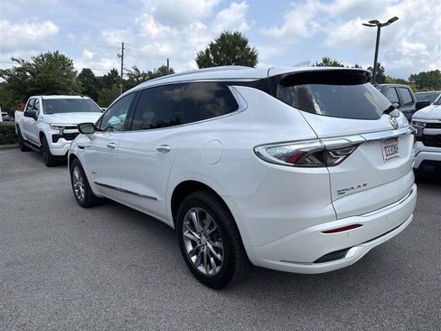Used 2022 Buick Enclave Avenir w/ Trailering Package, 5000 lbs. AWD/4WD image 3