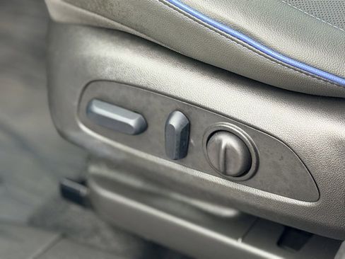 Certified 2025 Buick Encore GX Sport Touring w/ Comfort Package image 7