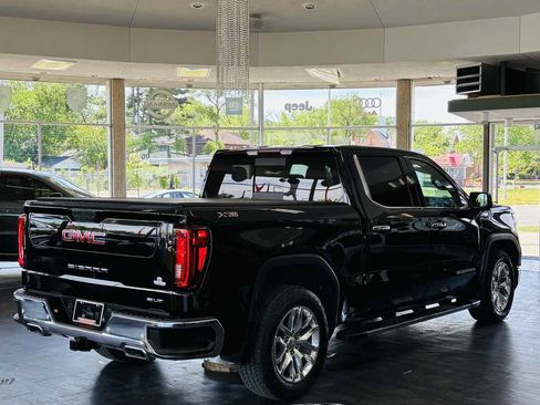 Used 2022 GMC Sierra 1500 SLT w/ SLT Premium Plus Package AWD/4WD image 9