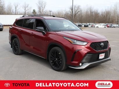 New 2026 Toyota Highlander XSE