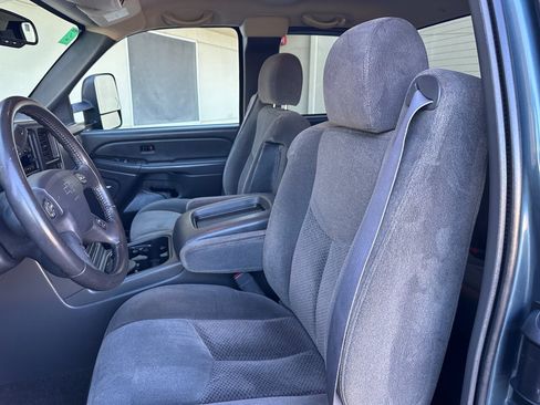 Used 2006 Chevrolet Silverado 3500 LT w/ Skid Plate Package image 84