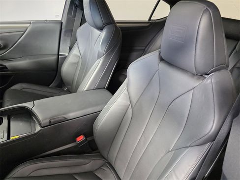 Used 2025 Lexus ES 350 F Sport image 11
