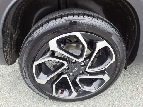 Certified 2024 Chevrolet Trax RS w/ Driver Confidence Package image 18