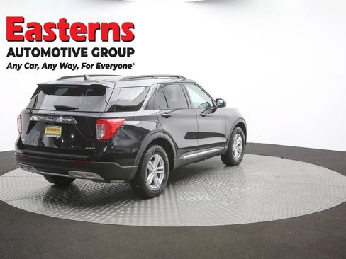 Used 2021 Ford Explorer XLT w/ Equipment Group 202A AWD/4WD image 40