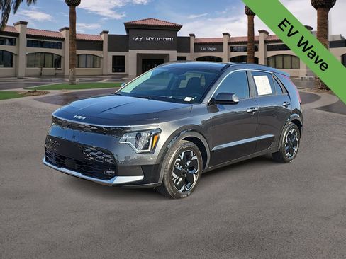 Used 2024 Kia Niro Wave FWD image 4