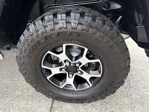 Used 2021 Jeep Wrangler Unlimited Rubicon AWD/4WD image 22