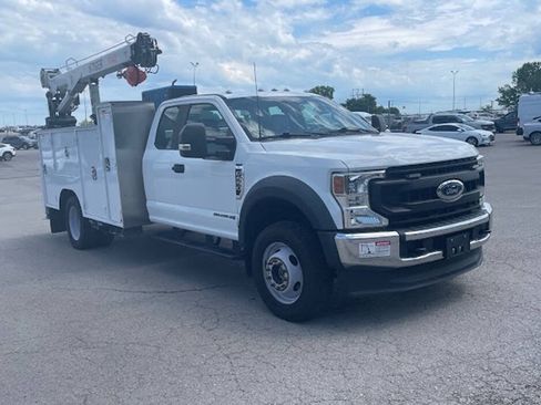 Used 2022 Ford F550 4x4 SuperCab Super Duty image 5