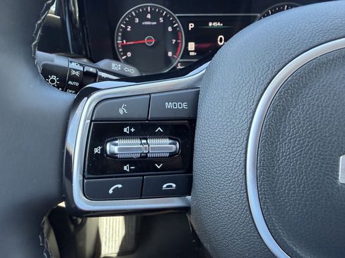 Used 2023 Kia Sorento EX FWD image 26