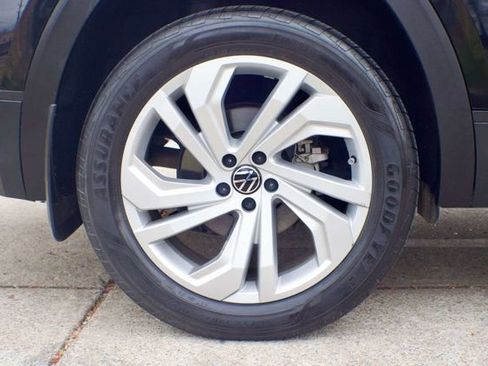 Used 2022 Volkswagen Atlas SE image 50