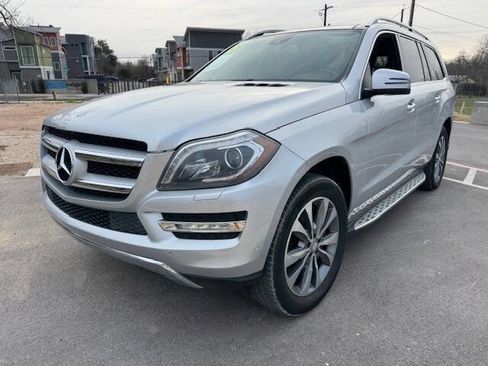 Used 2015 Mercedes-Benz GL 450 4MATIC image 5