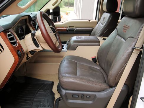 Used 2016 Ford F350 King Ranch image 24