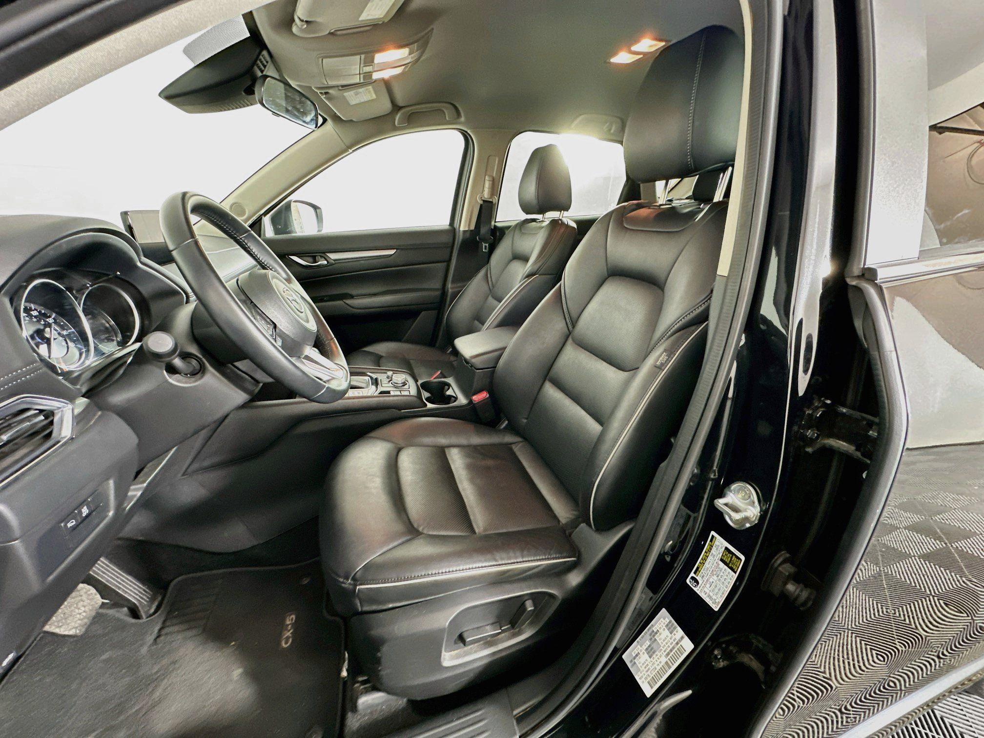 Used 2025 MAZDA CX-5 AWD 2.5 S w/ Select Package image 13