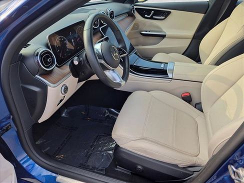 Used 2023 Mercedes-Benz C 300 4MATIC Sedan image 16
