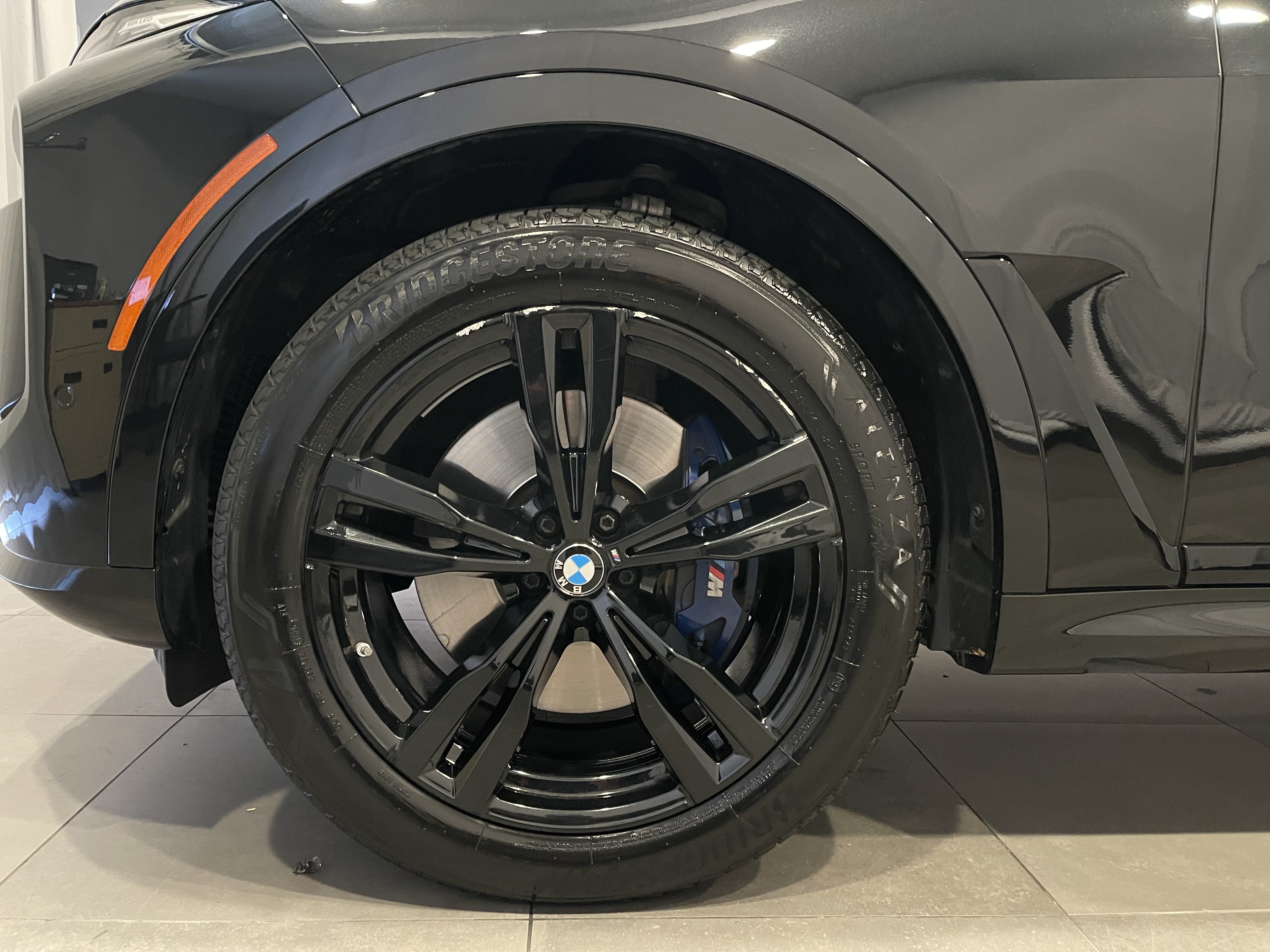 Certified 2025 BMW X7 xDrive40i w/ M Sport Package AWD/4WD image 7
