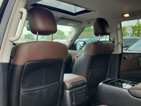 Used 2023 INFINITI QX80 Premium Select w/ All-Season Package AWD/4WD image 27