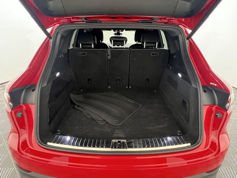 Certified 2023 Porsche Cayenne AWD/4WD image 21