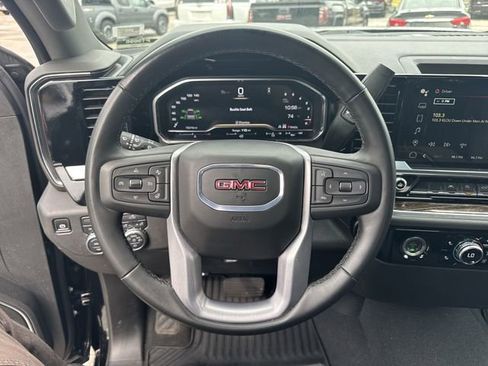 Used 2024 GMC Sierra 1500 Elevation AWD/4WD image 11