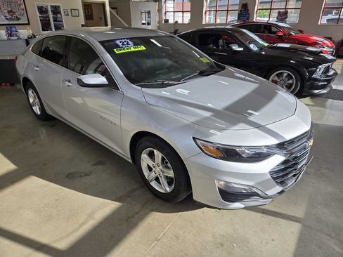 Used 2022 Chevrolet Malibu LS w/ Driver Confidence Package II FWD image 2