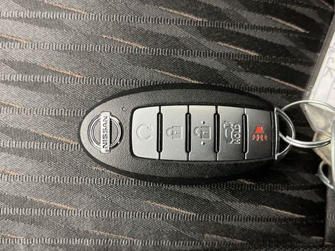 Used 2020 Nissan Rogue SV AWD/4WD image 24