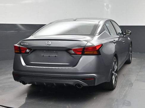Used 2021 Nissan Altima 2.5 SR FWD image 27