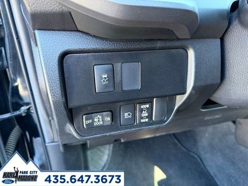 Used 2022 Toyota Tacoma TRD Off-Road w/ Technology Package image 17