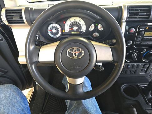 Used 2008 Toyota FJ Cruiser 4WD image 19