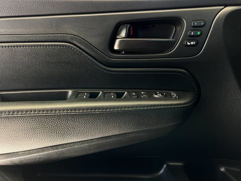 Used 2023 Honda Odyssey EX-L image 11