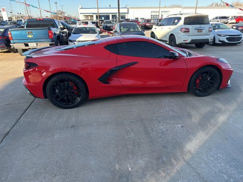 Used 2025 Chevrolet Corvette Stingray Coupe w/ 1LT image 30