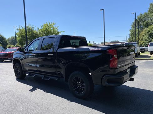 Used 2021 Chevrolet Silverado 1500 Custom Trail Boss AWD/4WD image 7