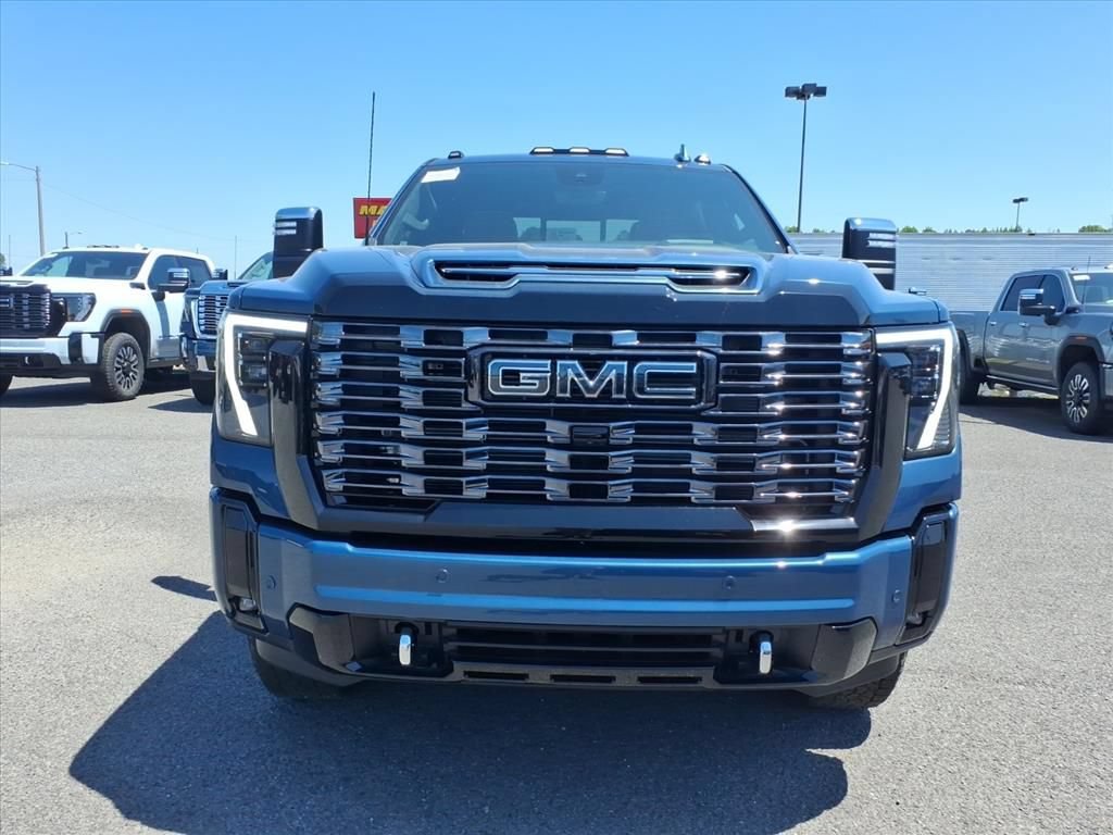 New 2026 GMC Sierra 2500 Denali Ultimate w/ Max Trailering Package AWD/4WD image 2