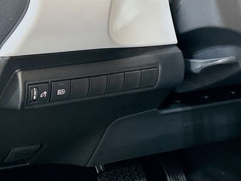 New 2026 Toyota Corolla SE FWD image 11