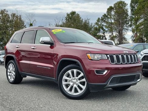 Used 2017 Jeep Grand Cherokee Limited image 37