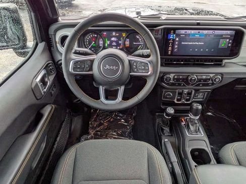 New 2024 Jeep Wrangler Unlimited Sahara AWD/4WD image 16