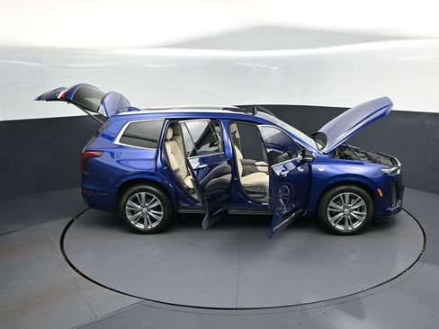 Used 2023 Cadillac XT6 Premium Luxury w/ Technology Package image 49